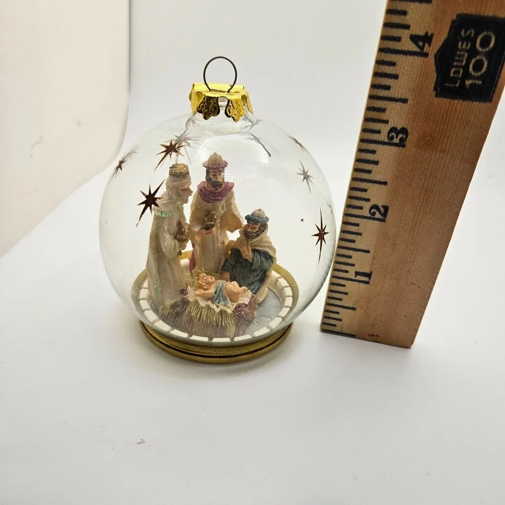 Vintage House of Lloyd 1994 Nativity Glass Globe Ornament Three Wise Men Diorama